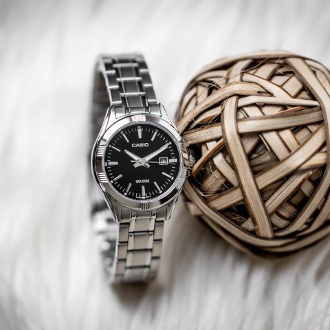 ZEGAREK DAMSKI CASIO LTP-1308D-1AVDF (zd605b) + BOX