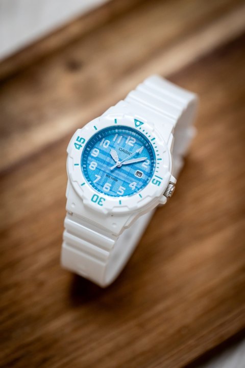 Zegarek Damski Casio LRW-200H-2CVDF + BOX