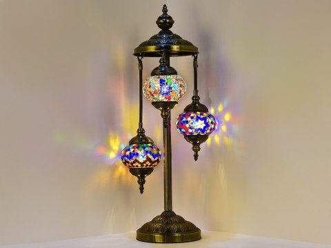 Lampa podłogowa - trzy klosze, wielokolorowe