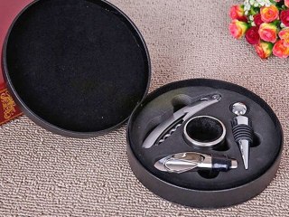 Kpl. do otwierania wina w okrągłym pudełku (4 elementy)